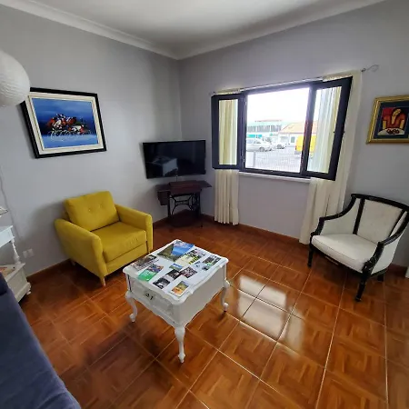 Da * Вила-Франка-ду-Кампу