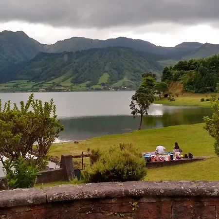 Da Gasthof Vila Franca do Campo